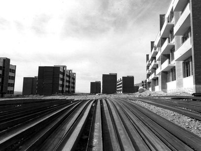 معماری در جامعه‌گرایی جهانی: اروپای شرقی، غرب افریقا، و خاورمیانه در جنگ سرد