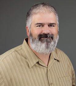 Head shot 1_new.jpg