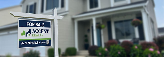 White Caps_Kristins House_with sign_2.jpg