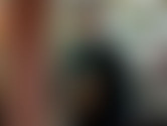 An Interview with the pioneer of Ugly Christmas Sweaters: Michael Simon