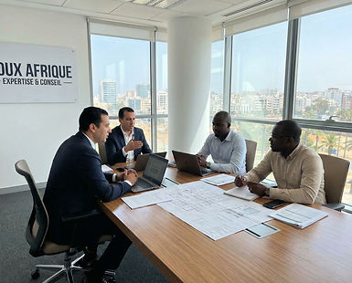 locaux roux afrique
