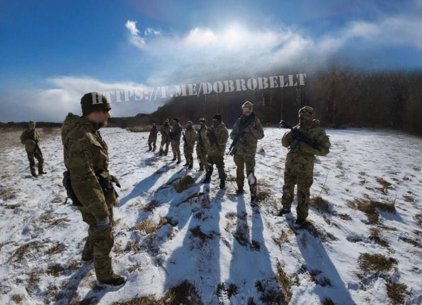 Чальцы Клуба Ліцвіны на зімовым вышкалы