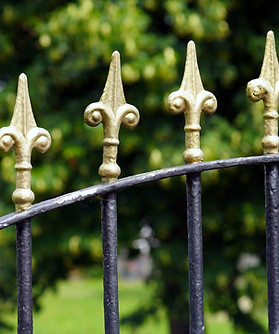 fence-6473435_1280.jpg