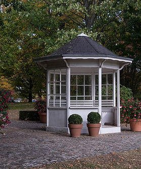 garden-shed-3775133_1280.jpg