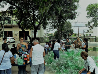 Paróquia começa a preparação do Natal com montagem do presépio na Praça