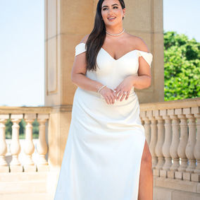 Leigh (D3864) by Essense of Australia