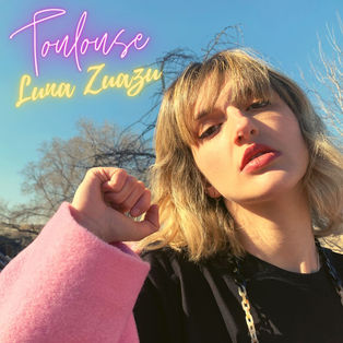 Luna Zuazu llega para presentar su nueva balada pop 'Toulouse'
