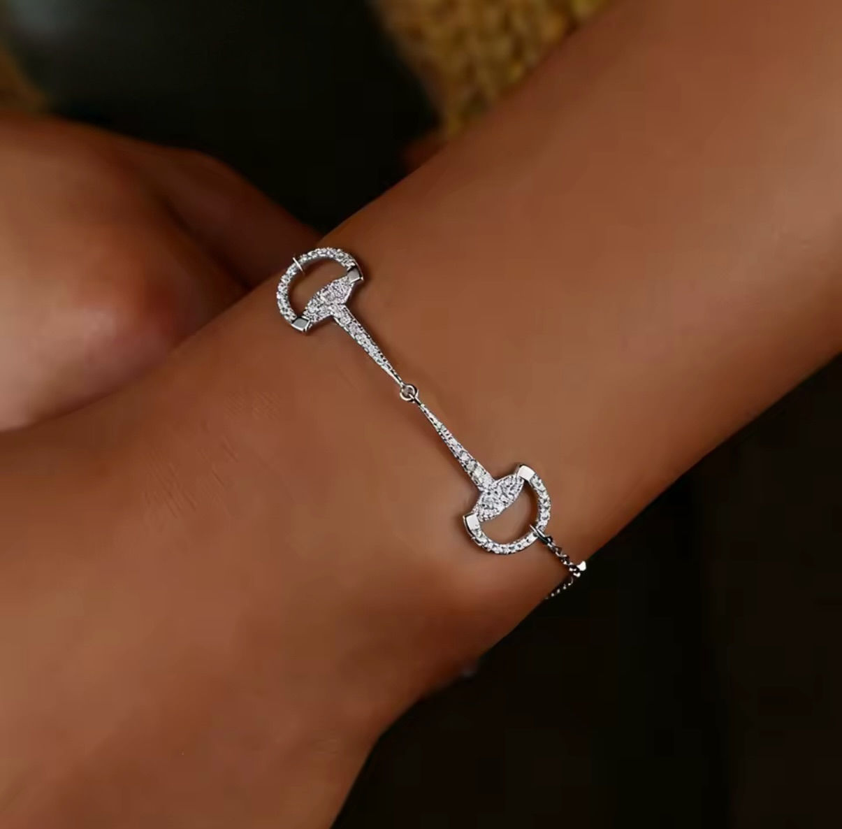 Armband silverbett med hästsko och hjärta