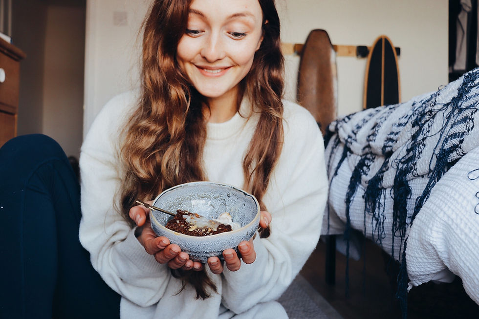 vegan girl - sticky toffee pudding