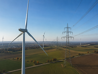 Drohnengestützte Inspektion von Windkraft- & Energieanlagen - MS-Drohnenservice
