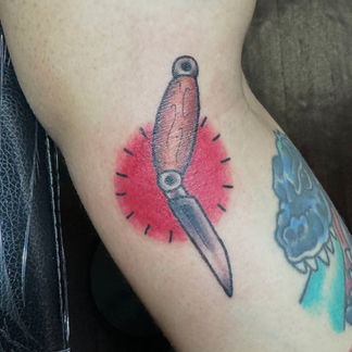 color switchblade flash tattoo