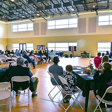 FernLeaf offers flexible seating and table arrangements on our Wilderness Campus_edited.jp