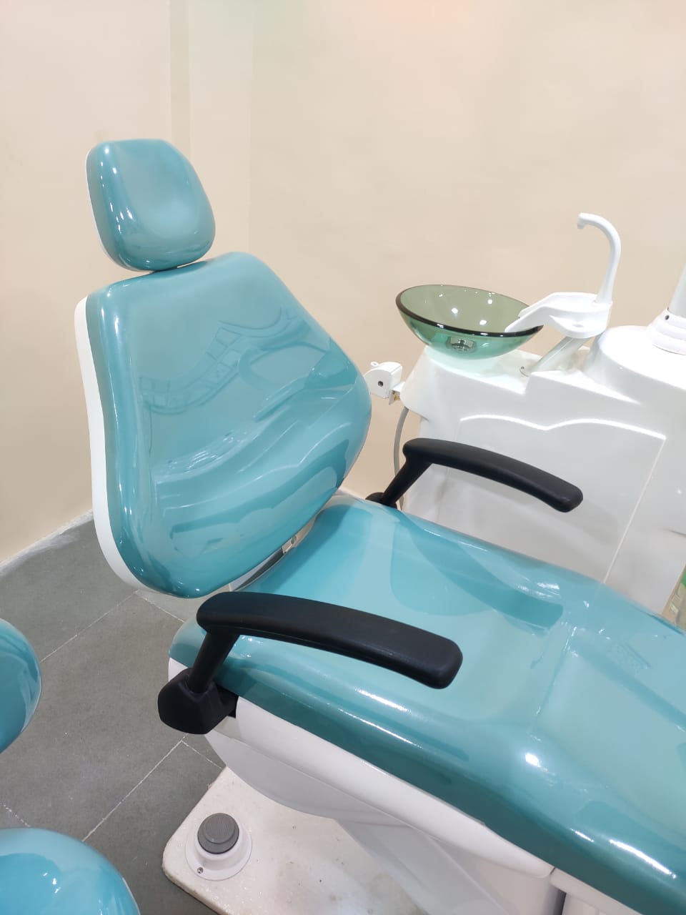 Thumbnail: Fully Automatic Dental chair