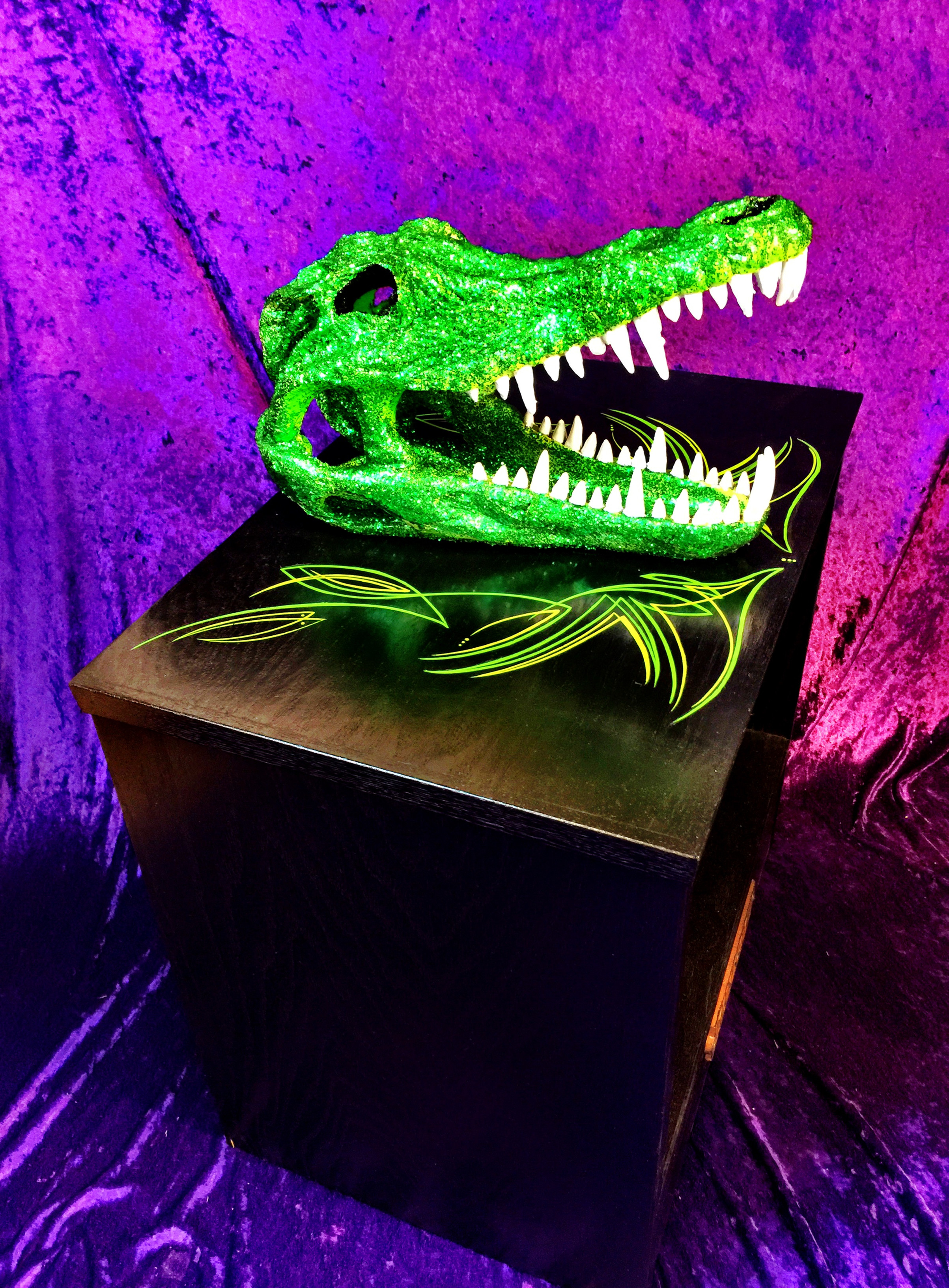custom black shelf with crocodile head green in color with custom pinstriping