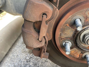 Signs Your Brakes Are Failing and What It Costs to Fix Them