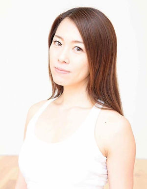 ハーバーヨガのインストラクターyuco