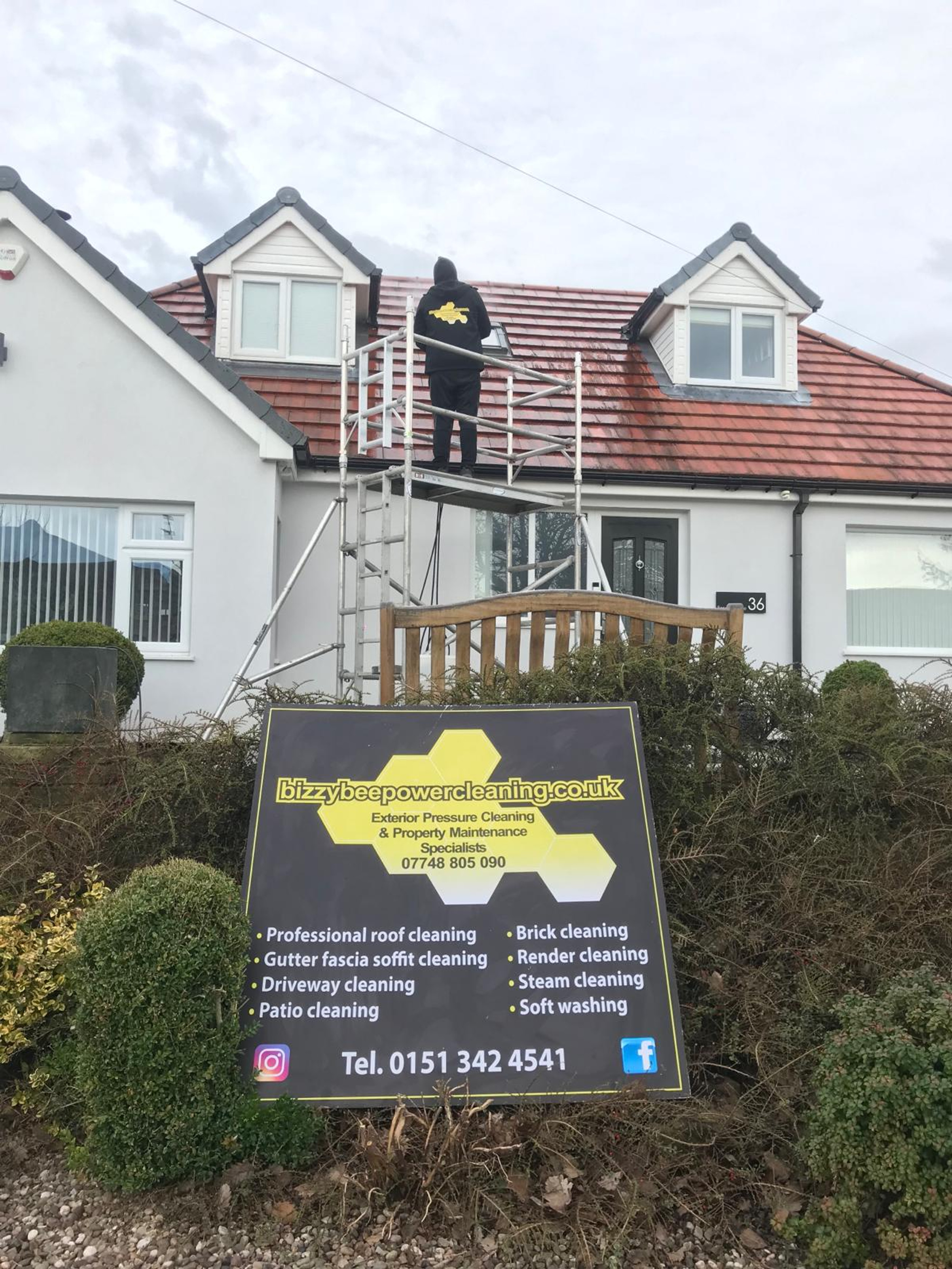 Bizzy Bee Power Cleaning Gutter / Roof Cleaning Service