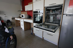 Cuisine aménagée pour handicap