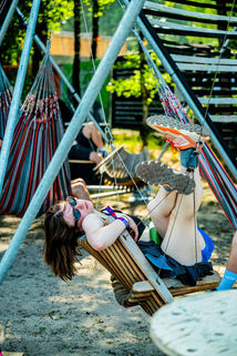 hangstructuur festival inrichting hangmat structuur decoratie aankleding best kept secret