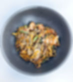 Удон со свининой и лапшой