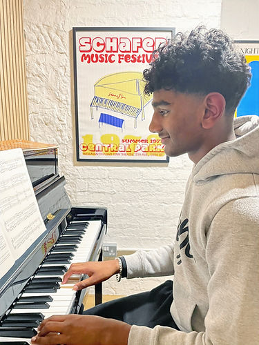 Piano lessons Aberdeen jpg