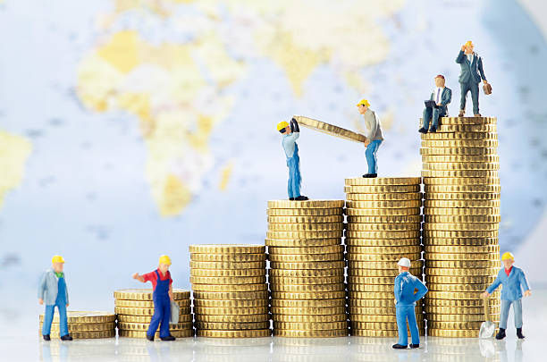 How to Build Wealth through Stock Investments