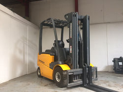 Jungheinrich EFG425K Electric