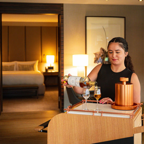 Luxury Hospitality: Building a Strong Brand Identity on Social Media