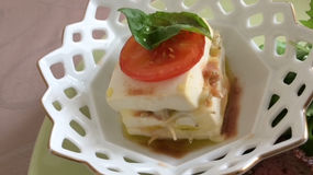 「豆腐のカプレーゼ風 カツオ塩仕立て」