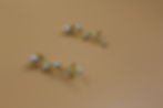 Thumbnail: Statement earrings with bold line and pearls – a top jewelry trend of the season