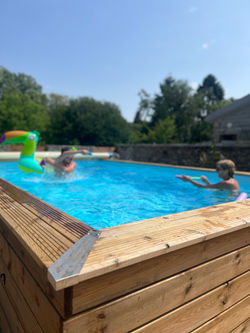 piscine pour anniversaire enfant la chapelle saint laurent