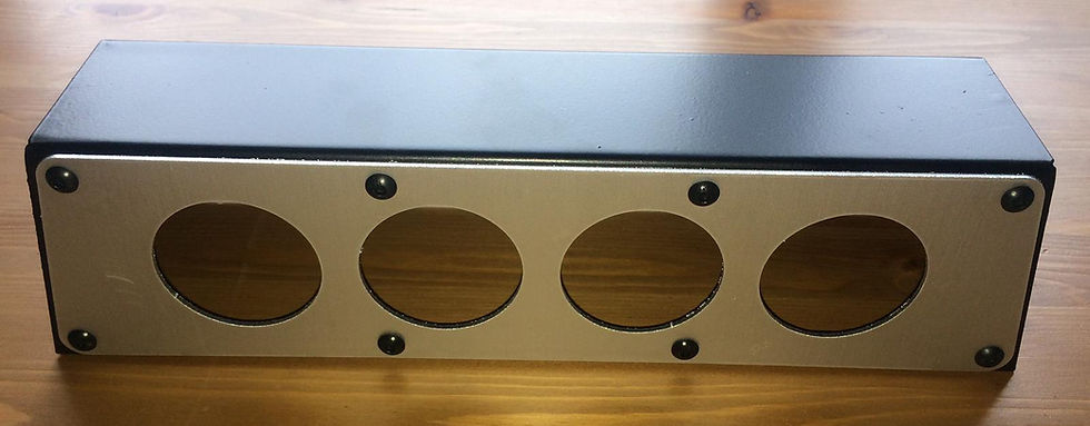 Küçük resim: Land Rover Defender Gauge Pot