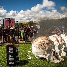 Em marcha, povos indígenas confrontam Congresso