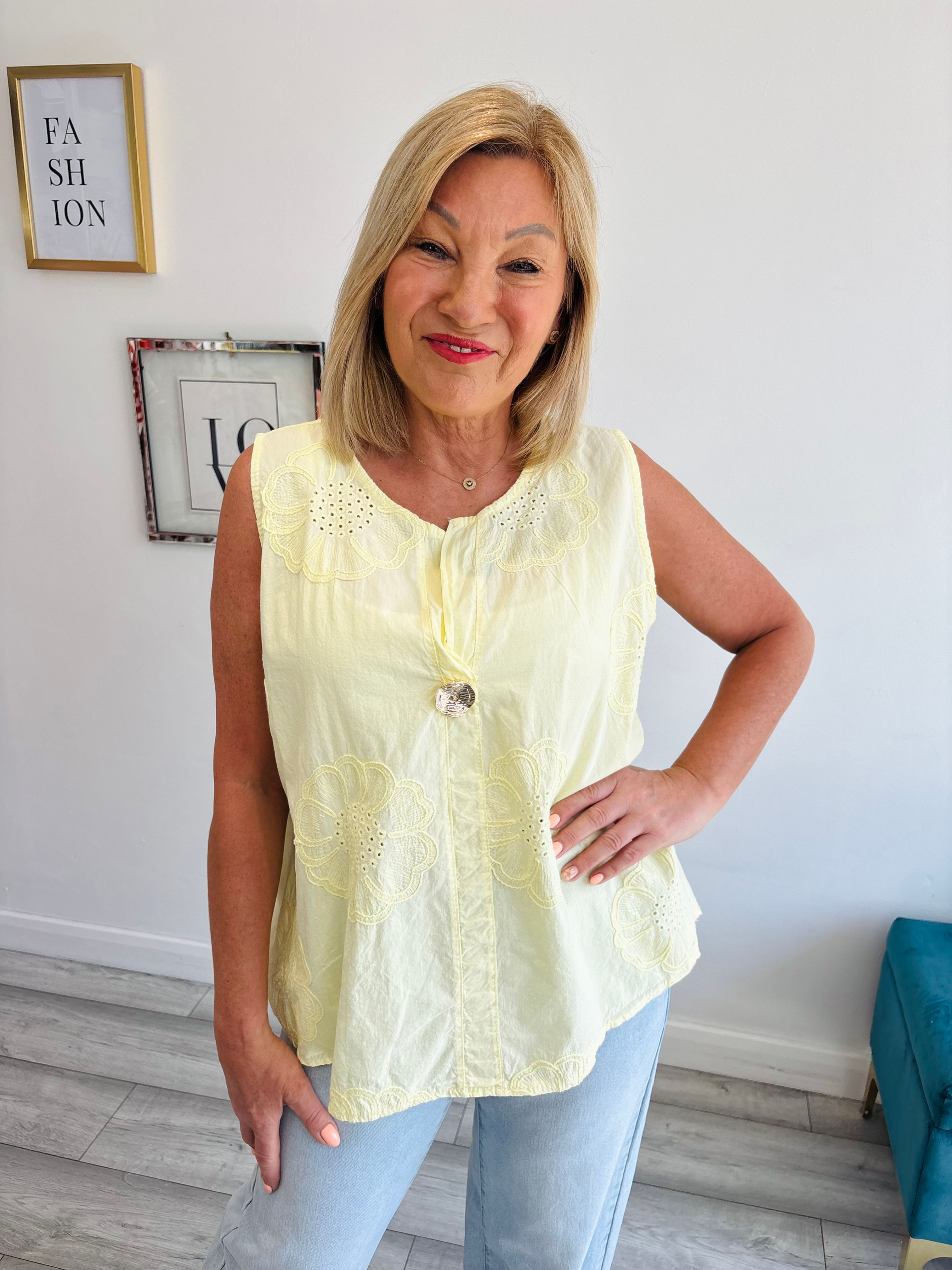The Gracie Floral Top - Lemon