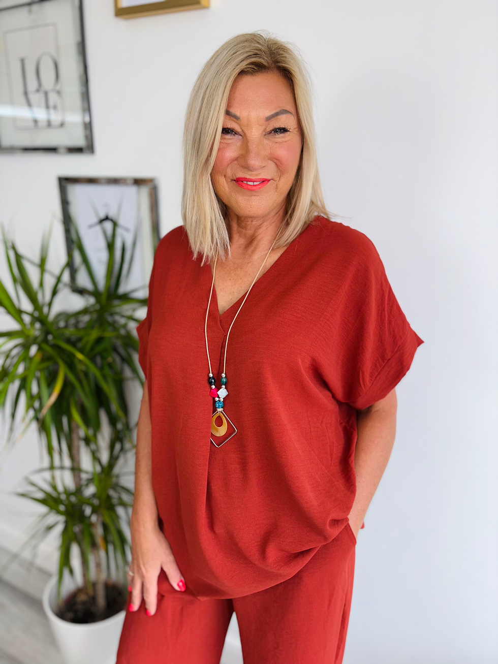 Nova V Neck Necklace Top - Rust