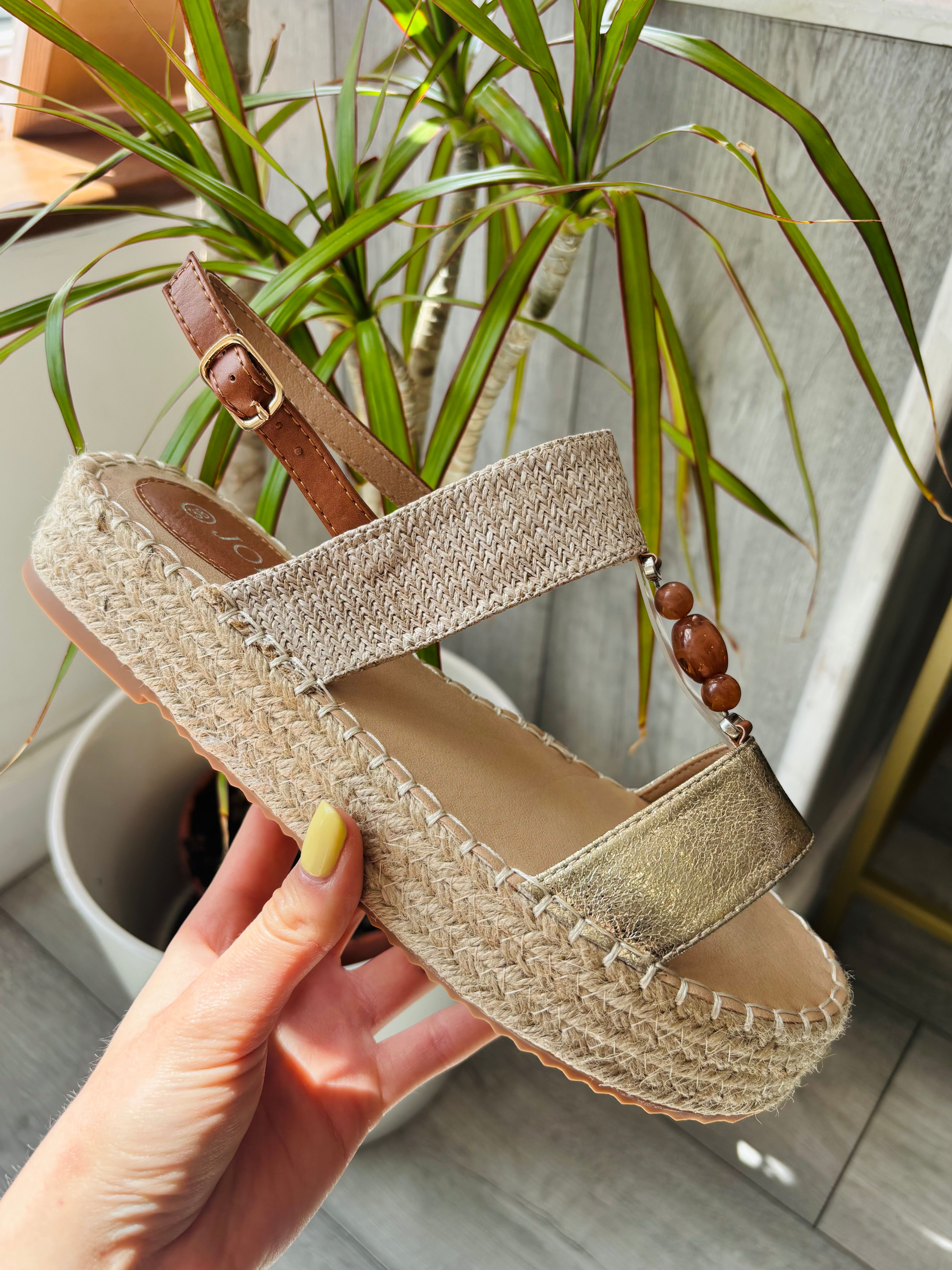 The Beaded Gold Wedge