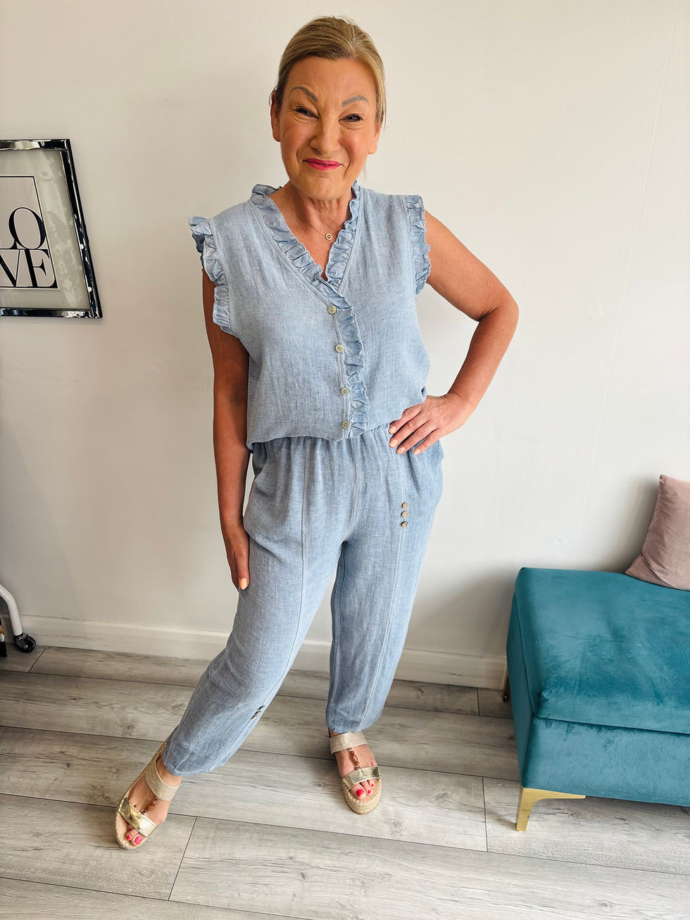 Thumbnail: The Coastal Linen Blend Button Top - Denim Blue