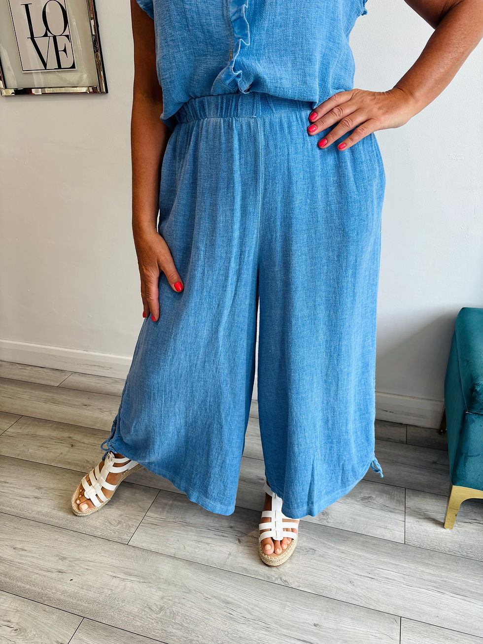 Thumbnail: The Coastal Linen Blend Tie Hem Trousers - Blue