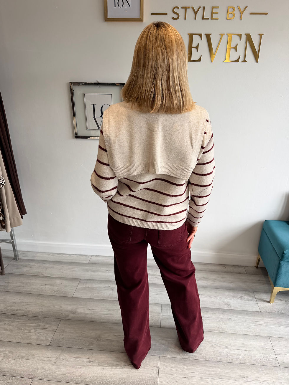 Thumbnail: The Braided Wide Leg Jeans - Wine