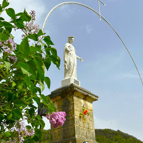 The Mont Carmier walk, a panorama steeped in history in Cerdon!