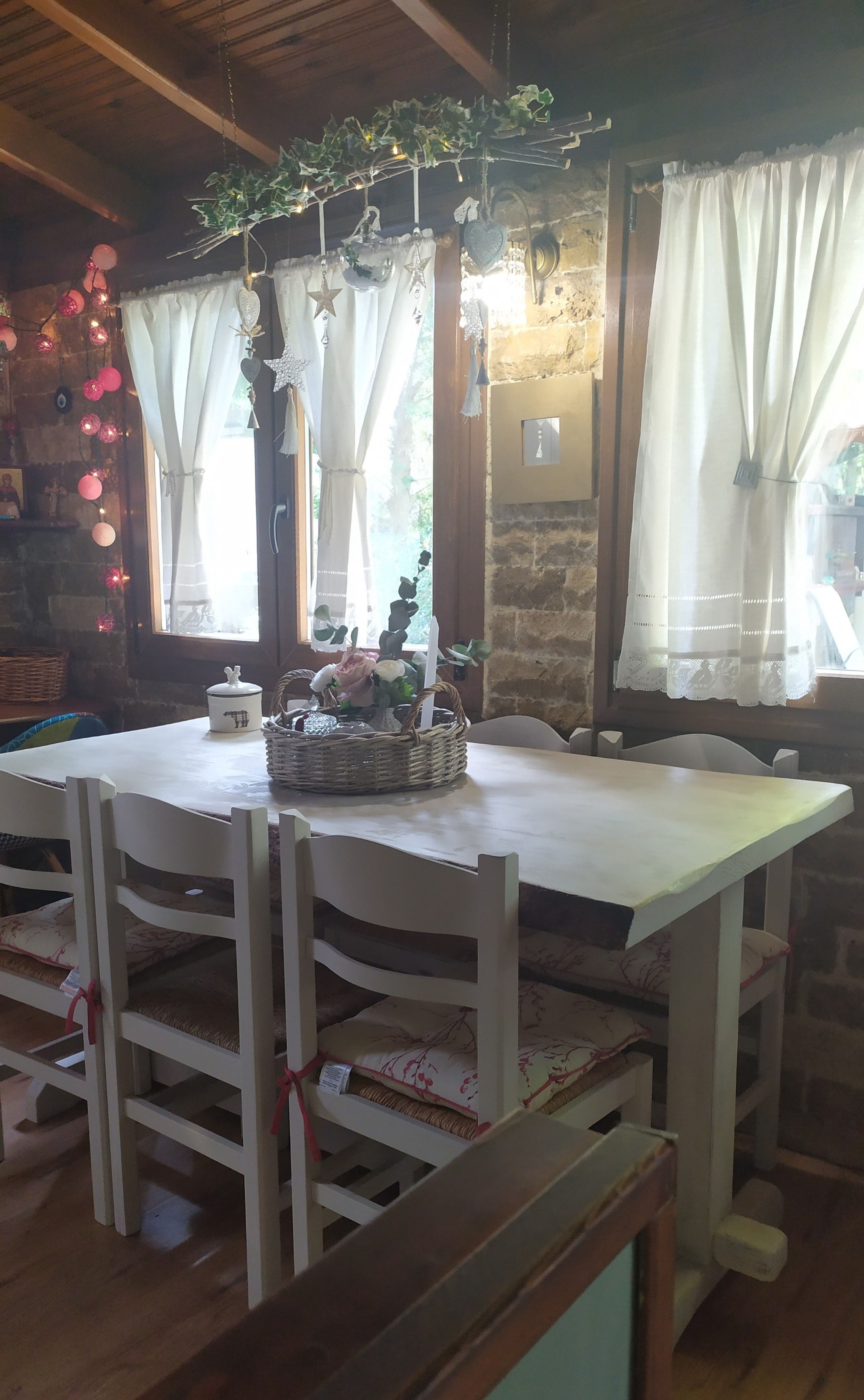 Ξύλινο Τραπέζι Μοναστηριακού Τύπου