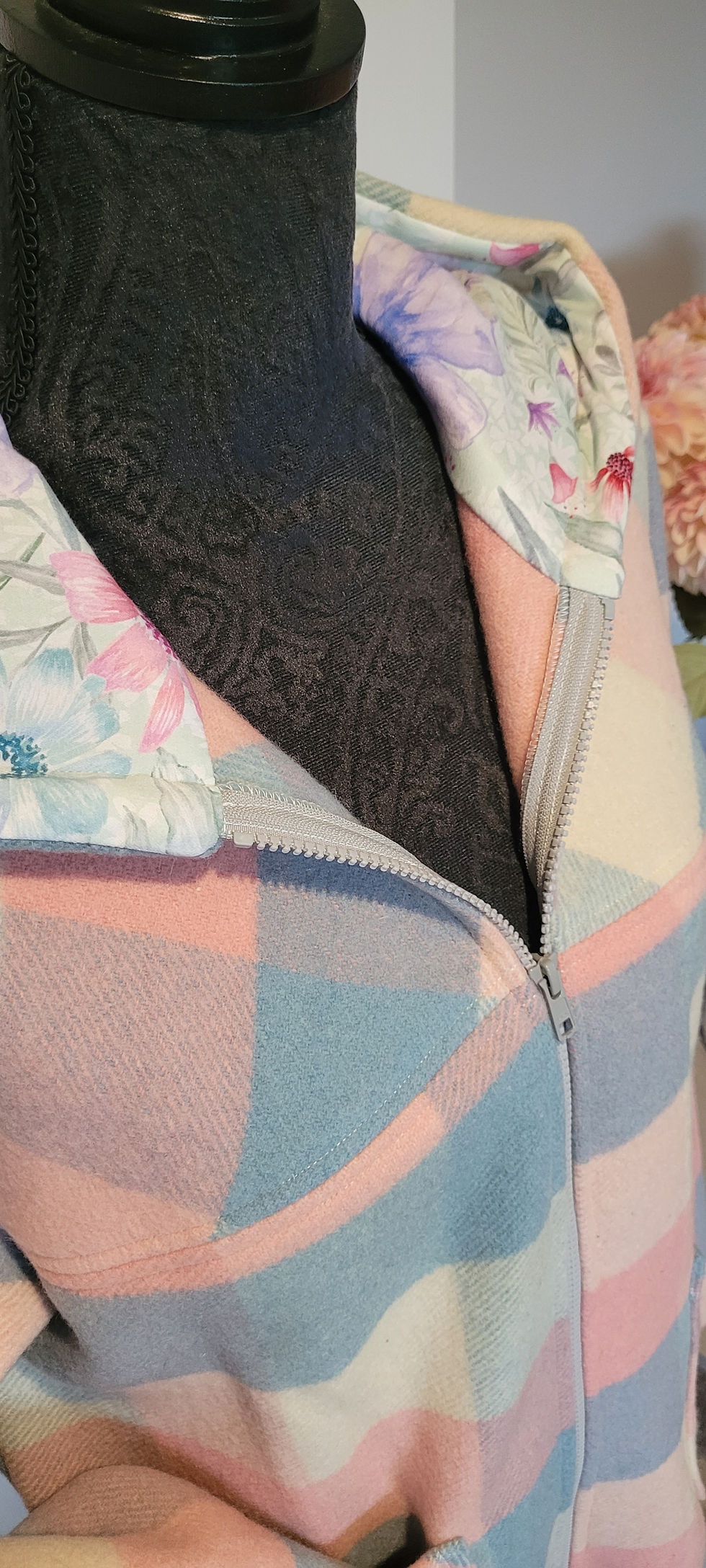 Thumbnail: Close-up of Charlie Coat zipper and floral lining