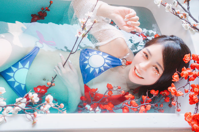 餘曦浴缸寫真作品 | 台中女攝影師 | 台中攝影師推薦