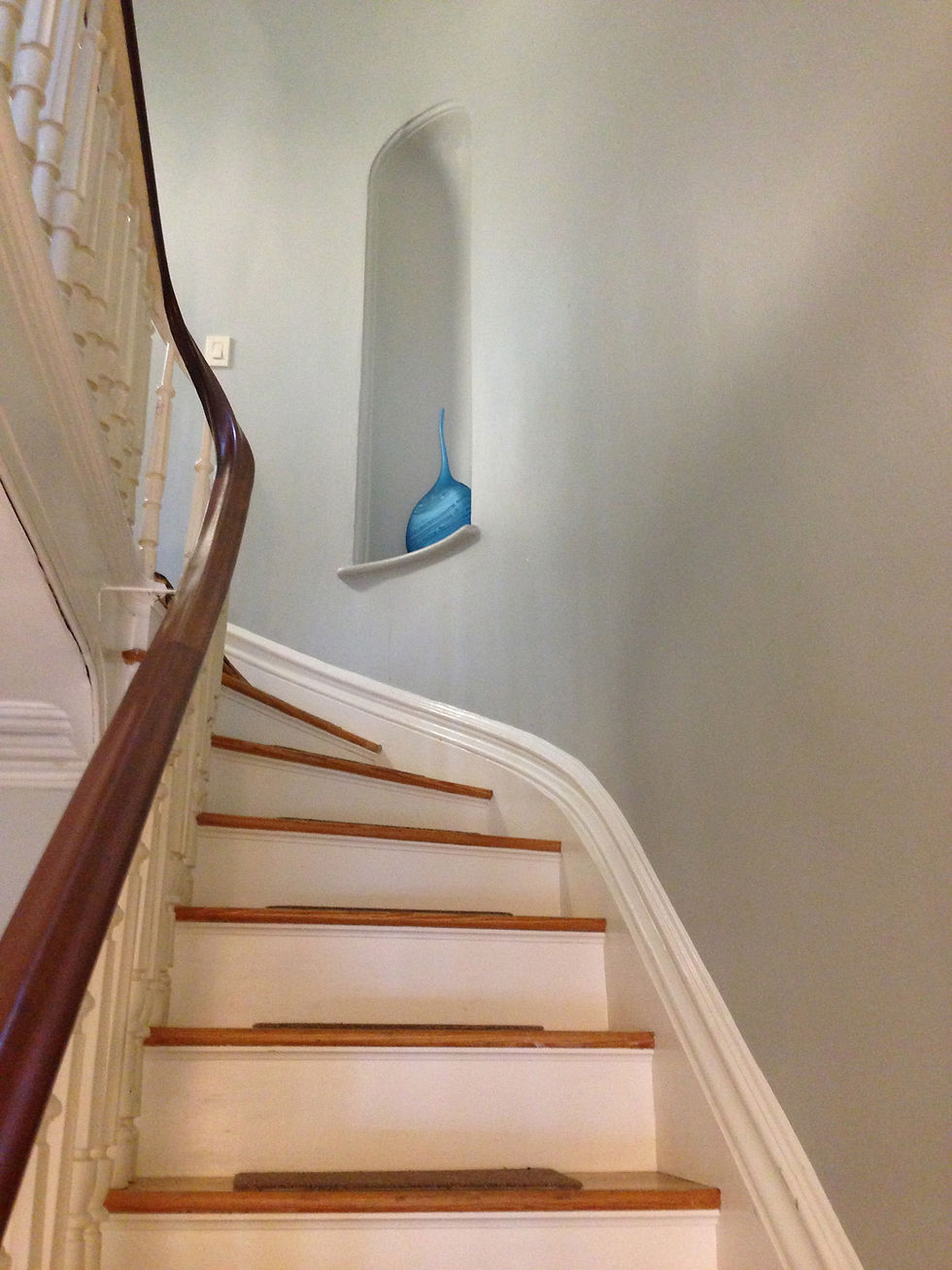 minovi residence: stairwell