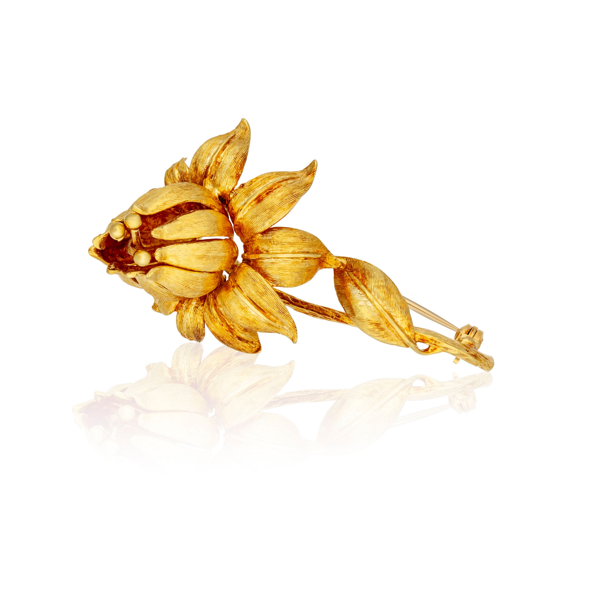 Italian gold flower brooch
