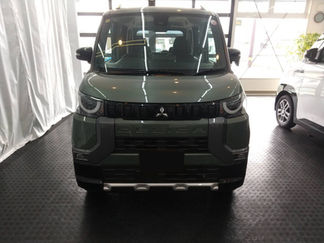 デリカミニフロントガラス交換🚗