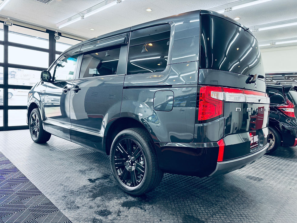 デリカD5カーフィルム施工🚗