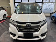 ステップワゴン（RP4）フロントガラス交換