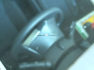 セレナ-ストレートブレイク-フロントガラス修理