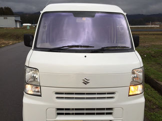 エブリィバン(DA64V)に熱反射フロントガラスコートテクトを取付しました。